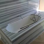 Badewanne aus Striato Olimpico Marmor