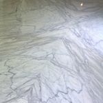 Calacatta Marmor Fussboden