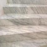 Treppe aus Calacatta Marmor